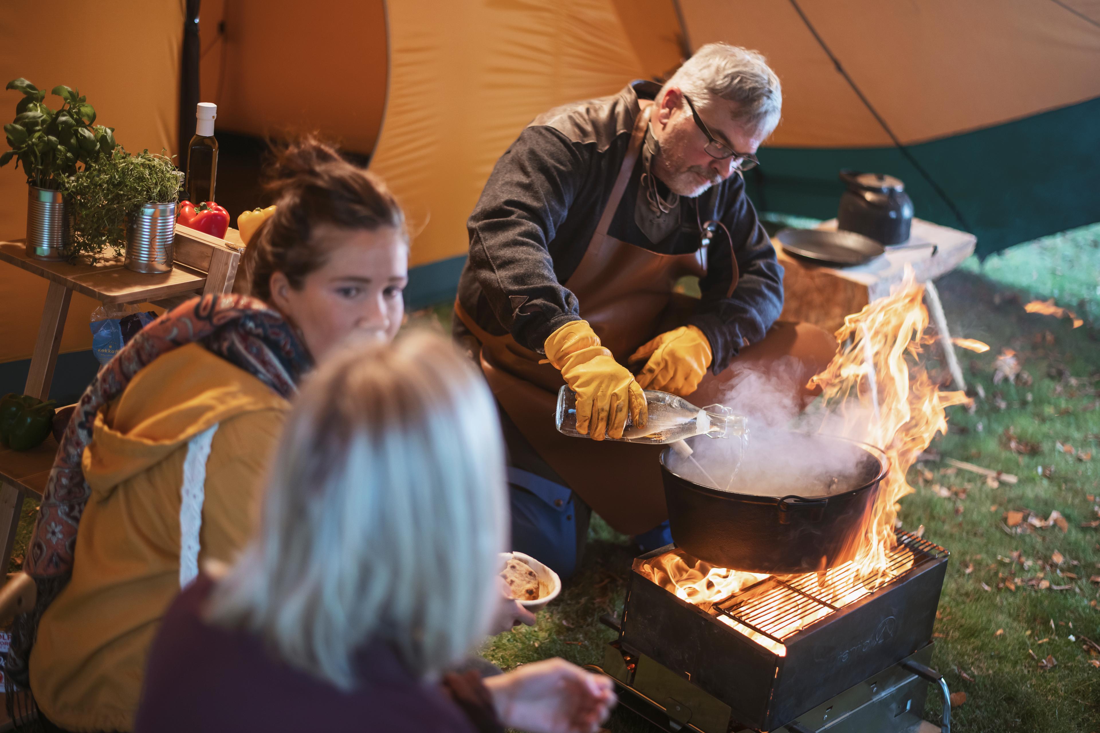 Hekla cooking3